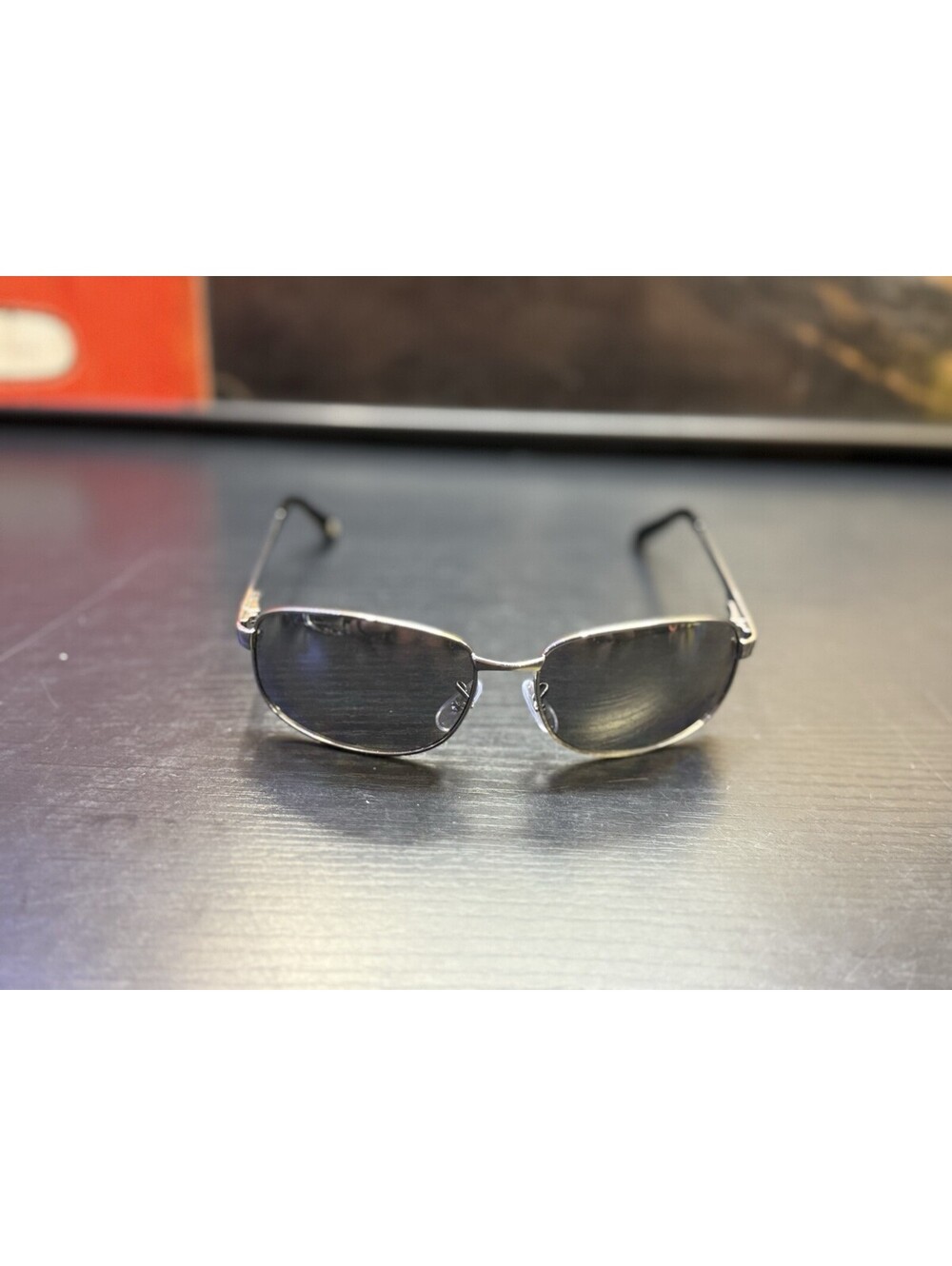 Fossil 53729 Sunglasses Gunmetal Rectangle Dark Lens Vintage Y2K